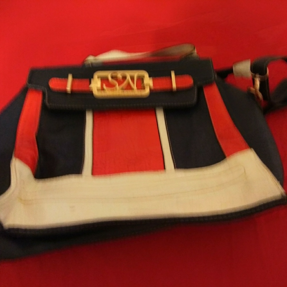 Purses - Picture 8 of 8